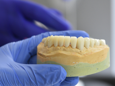 Implant Tedavisinde Kemik Tozu Kullanımı ve Avantajları