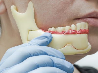 Çene Eklemi Tıklaması ve Kütlemesi Neden Olur Nasıl Tedavi Edilir?