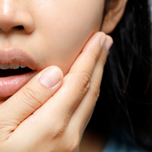 Aniden Gelişen Diş Ağrısı Durumunda İlk Müdahale